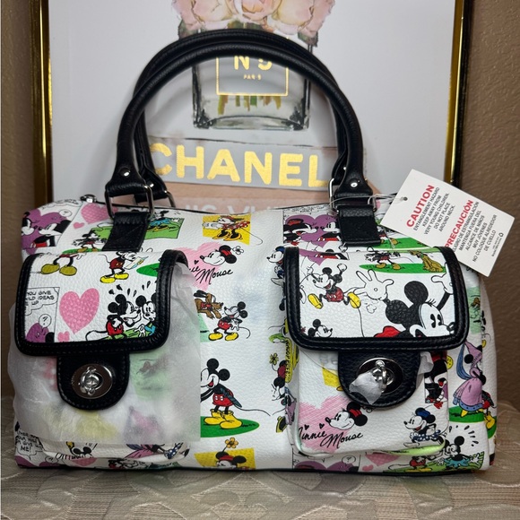 Disney Handbags - Disney Parks Exclusive,large nwt bag